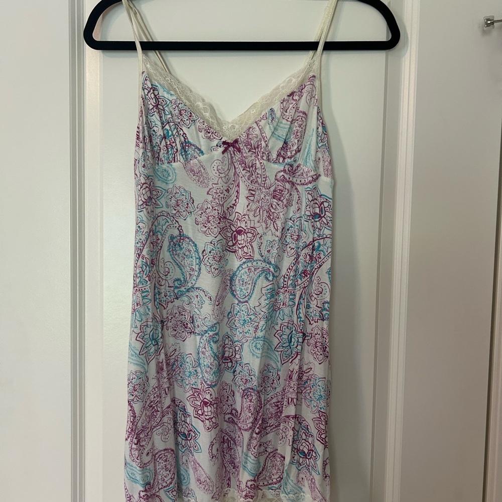 Apt. 9 Cream and Purple Chemise with Lace Trim